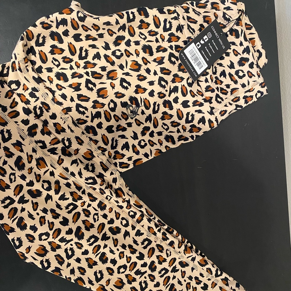 New with tags!  ryderwear leggings Hybrid